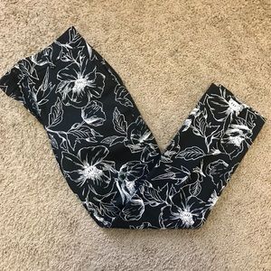 The Flare Crop pants